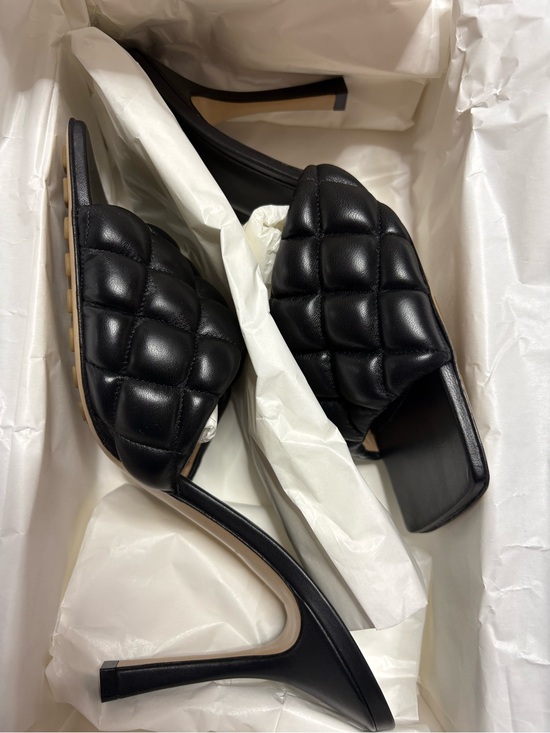 Bottega Veneta Shoes - Bottega Veneta Black Quilted Leather Slide Heels